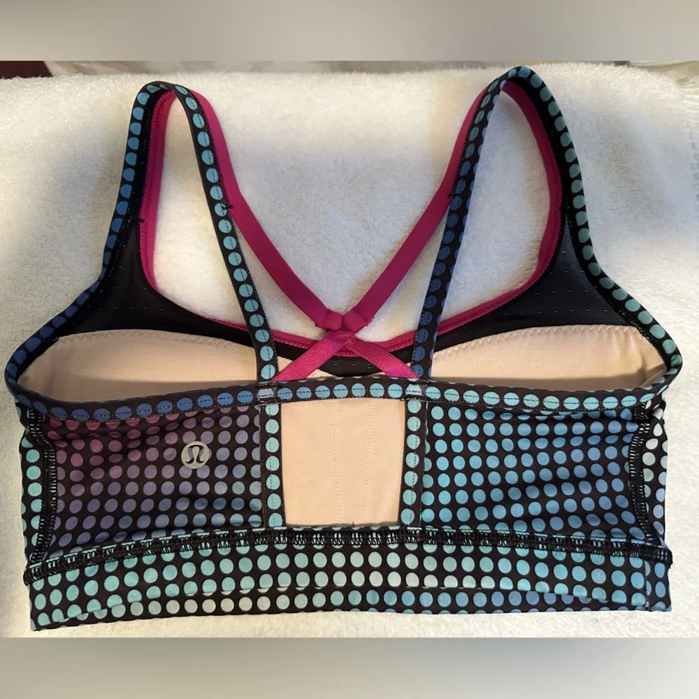 EUC- Lululemon Sweaty Endeavor Cosmic Dot‎ White Multi Bra